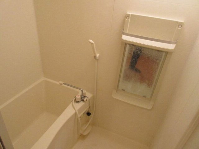 バス・シャワールーム　※同物件参考写真