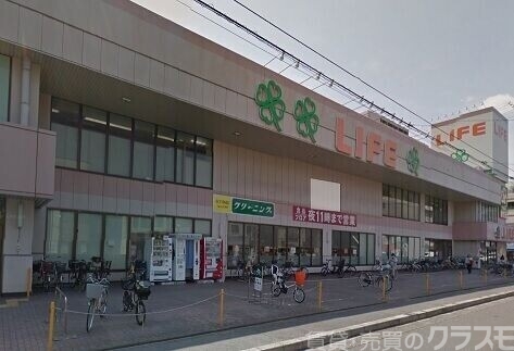 スーパー　ライフ四条大宮店（スーパー）まで209m