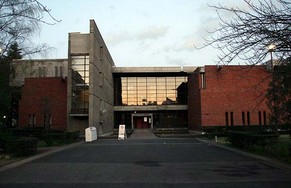 図書館　日本大学理工学部図書館（図書館）まで1168m