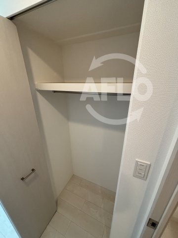 収納　エスリード大阪イーストエッジ　クローゼット