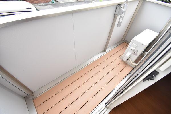 バルコニー　同物件別室