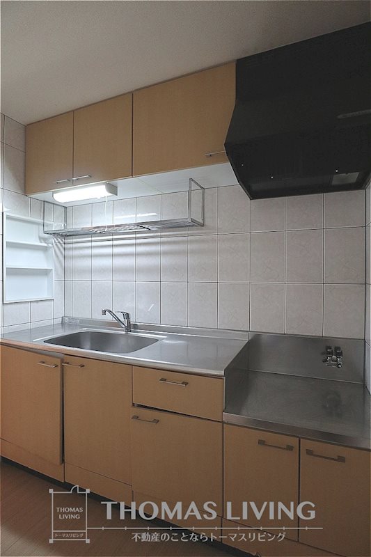 キッチン　実際の部屋の写真は準備中のため、類似物件の写真でご参考くださ