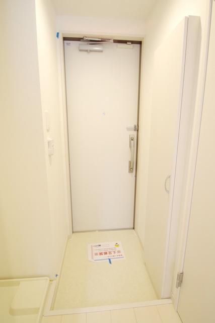 玄関　★シューズボックス付きで整理しやすい玄関です★
