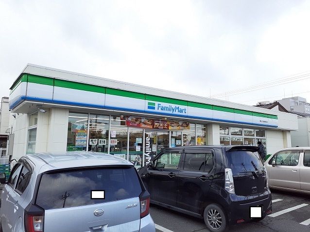 コンビニ　ファミリーマートうねめ通り店（コンビニ）まで500m