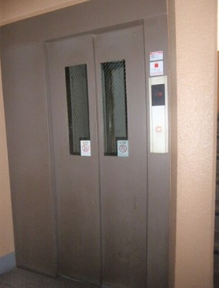 その他共有部分　エレベーター完備☆