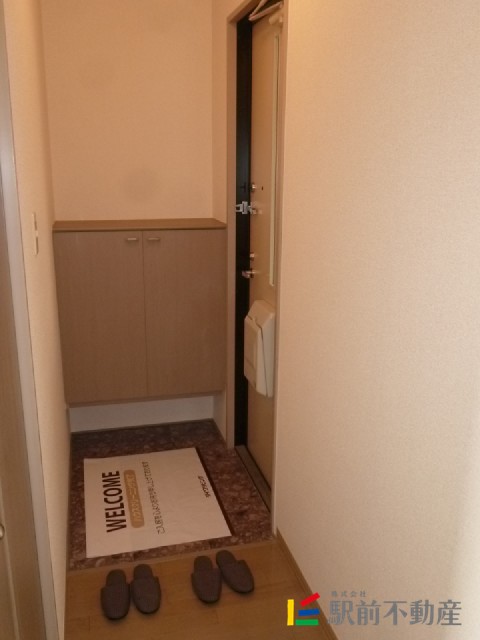 玄関　靴箱つきの玄関です★
