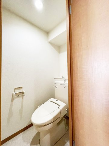 トイレ　ゆったりとした空間のトイレです
