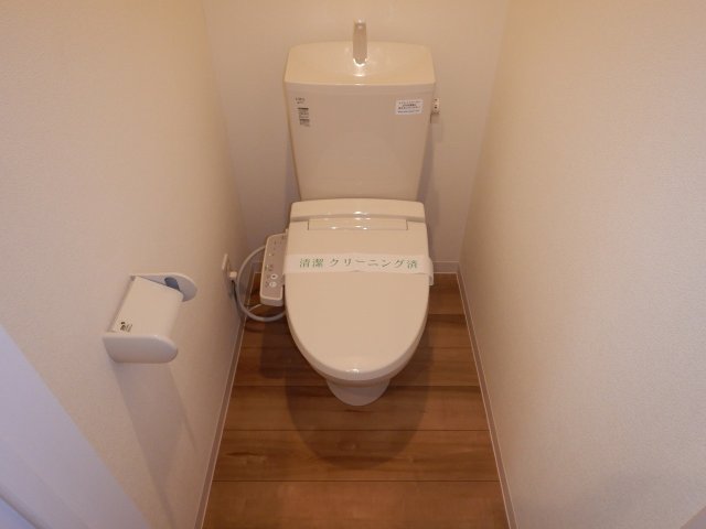 トイレ　別号室参考写真