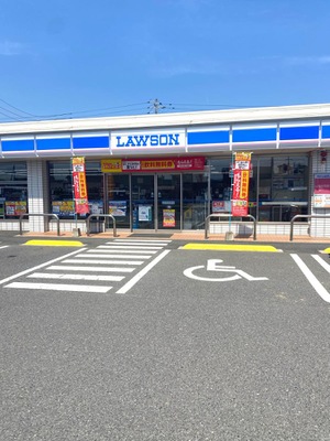 コンビニ　ローソン　東出雲錦新町店（コンビニ）まで217m