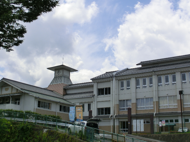 小学校　恵那市立大井第二小学校（小学校）まで1158m