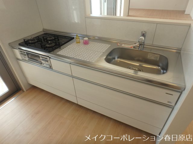 キッチン　写真は同型タイプ