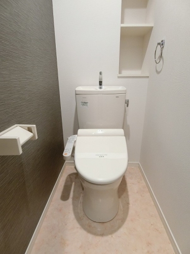 トイレ　※別部屋のため、参考画像です。