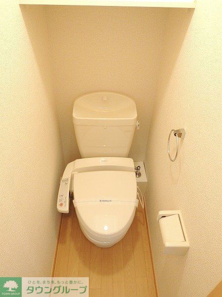 その他　温水洗浄便座機能つき