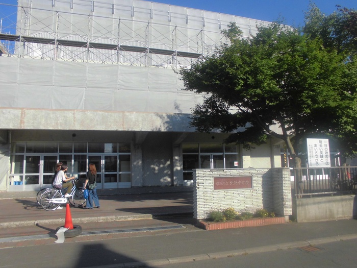 中学校　北陽中学校（中学校）まで813m