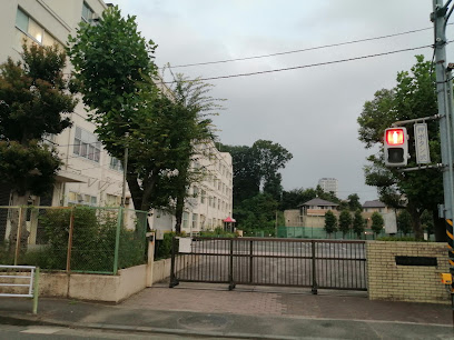 小学校　横浜市立長津田第二小学校（小学校）まで1650m