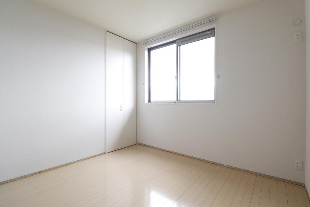 その他　5.5帖の洋室です♪