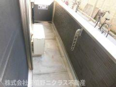 バルコニー　内装は別部屋の参考写真です。