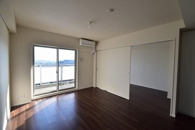 居室・リビング　※写真は別のお部屋になります。　日当りも良好です♪