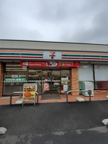 コンビニ　セブンイレブン千歳郵便局前店（コンビニ）まで400m