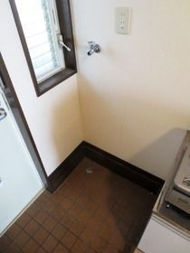 洗面設備　★洗濯機置き場★