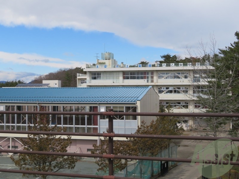中学校　仙台市立八乙女中学校（中学校）まで527m