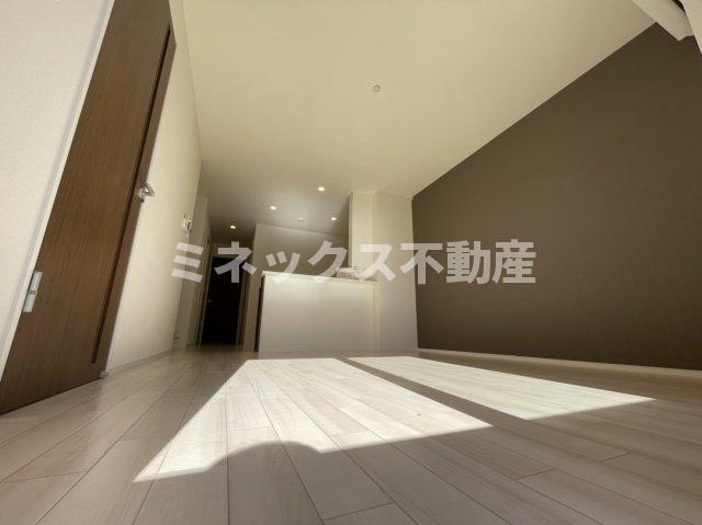 居室・リビング　同タイプのお部屋の写真。現況を優先します。