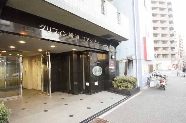 エントランス　豪華な「エントランスアプローチ」
