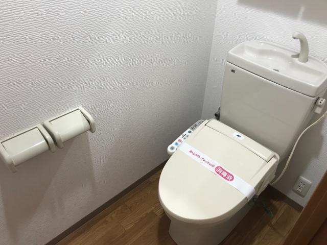 トイレ　シャワー付トイレ