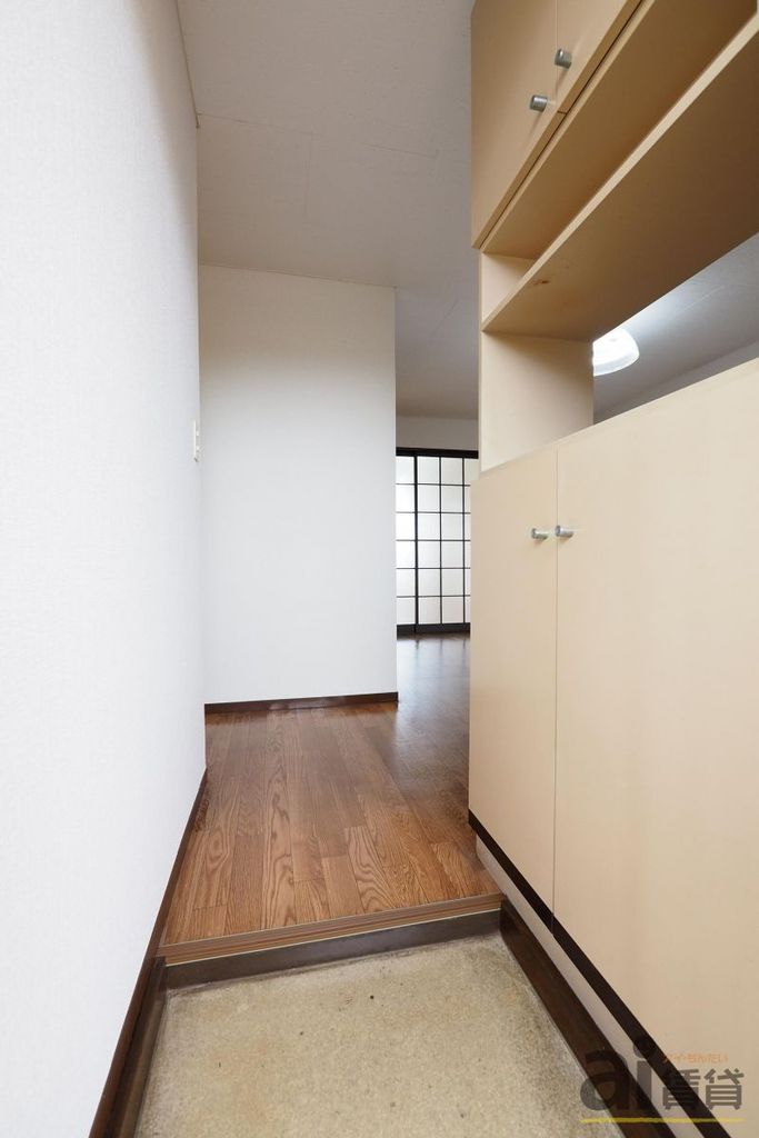 玄関　※写真同仕様※