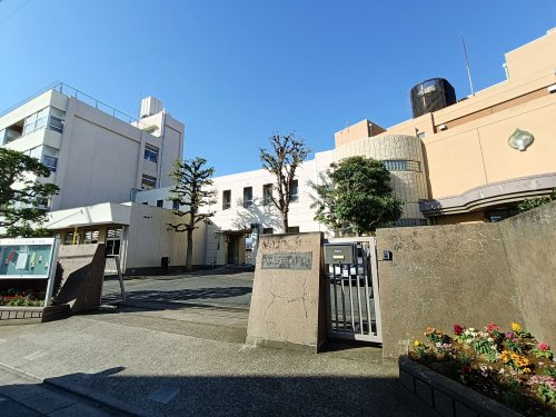 小学校　川口市立安行東小学校（小学校）まで429m