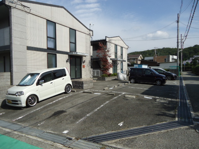 駐車場　敷地内駐車場