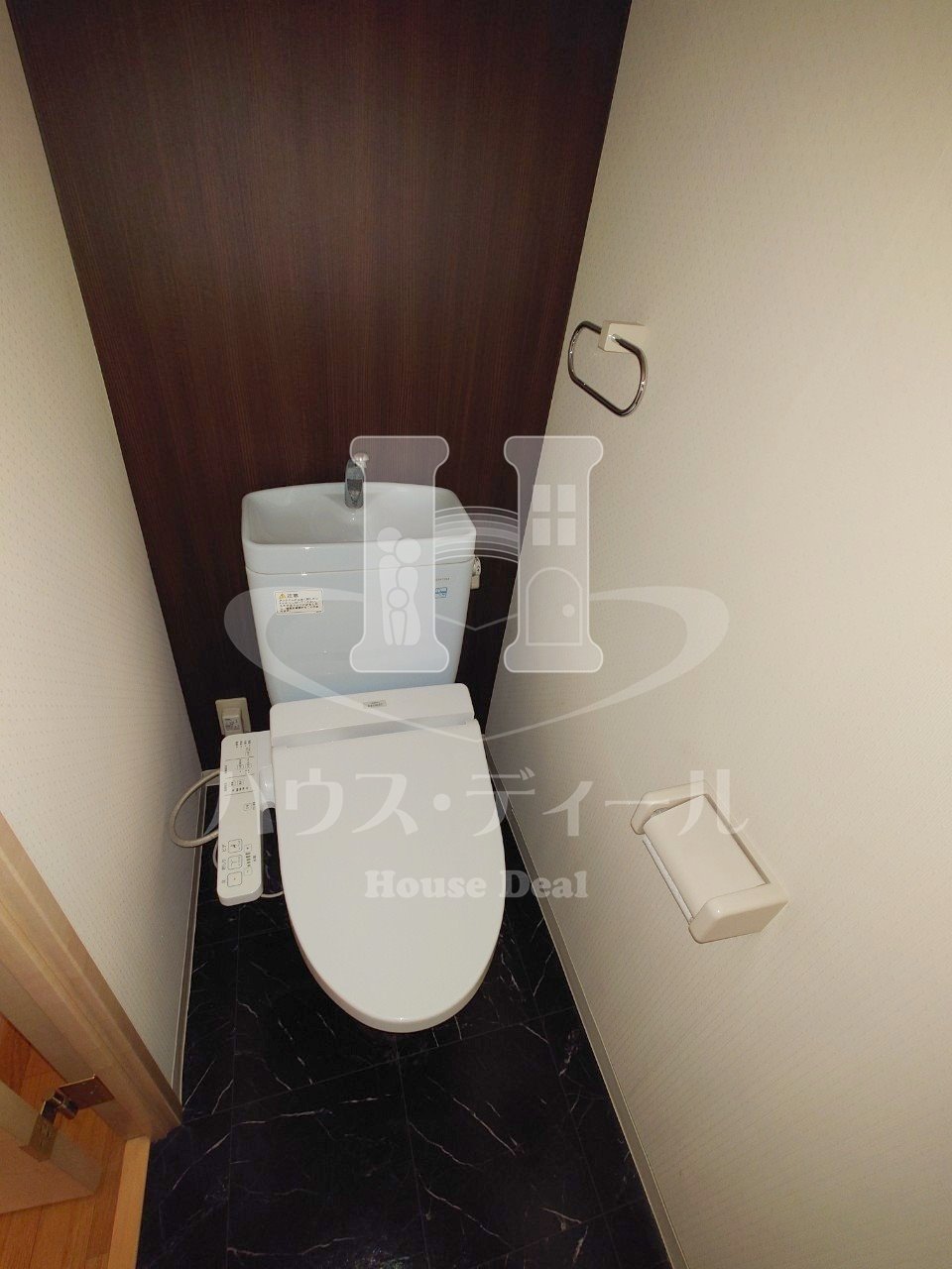 トイレ　コンパクトで使いやすいトイレです