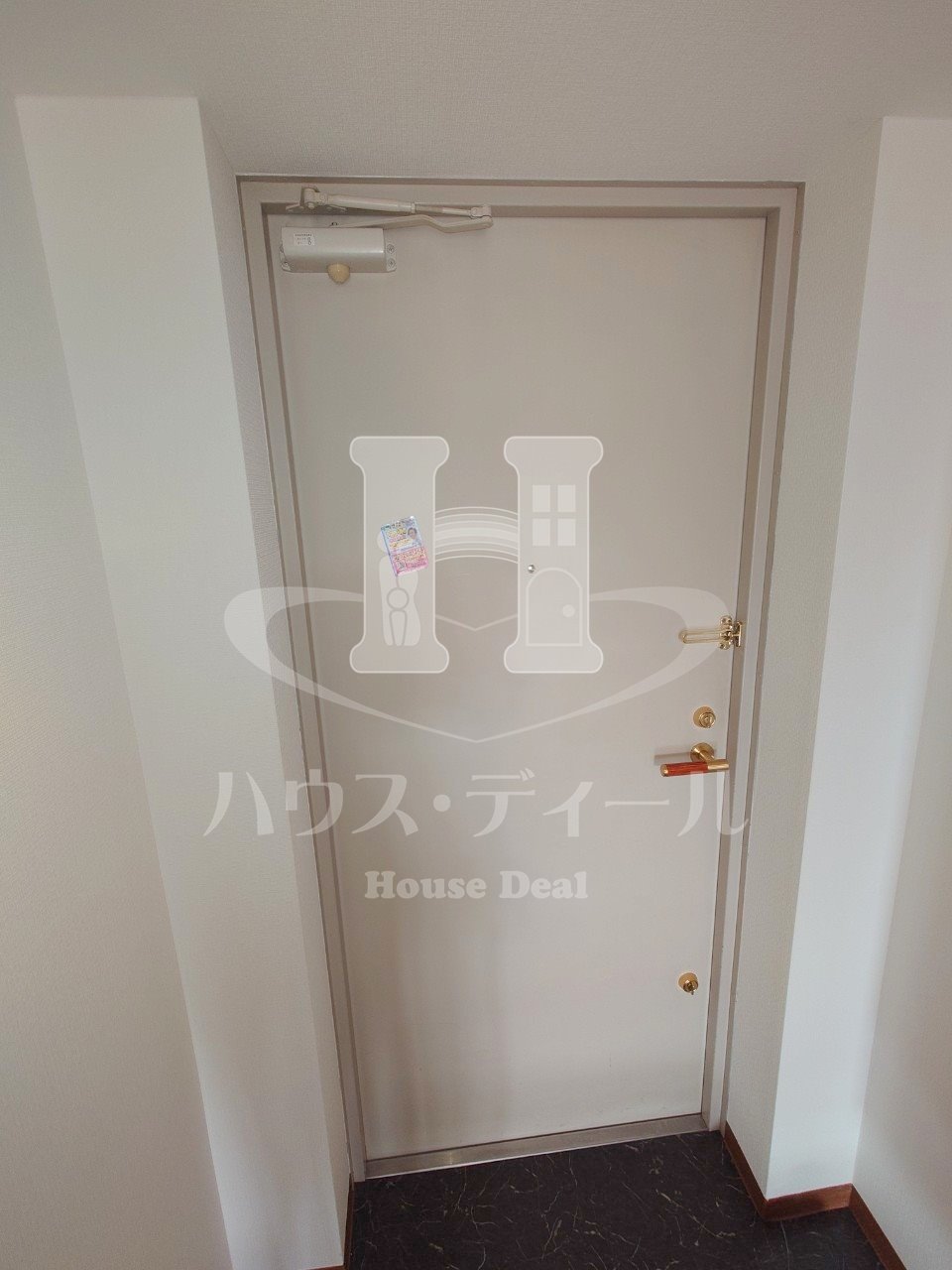 玄関　落ち着いた玄関です