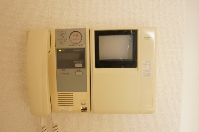 セキュリティ　来訪者が確認できる女性に安心の「TVモニターホン」