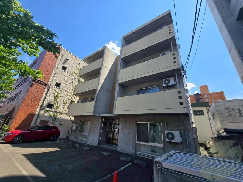 建物外観　札幌市中央区北六条西「ブロサム桑園」