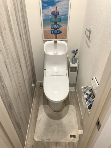 トイレ　温水洗浄便座付き ※家具は付きません