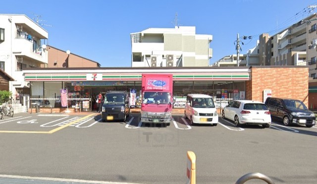 コンビニ　セブンイレブン　豊中中桜塚5丁目店（コンビニ）まで184m