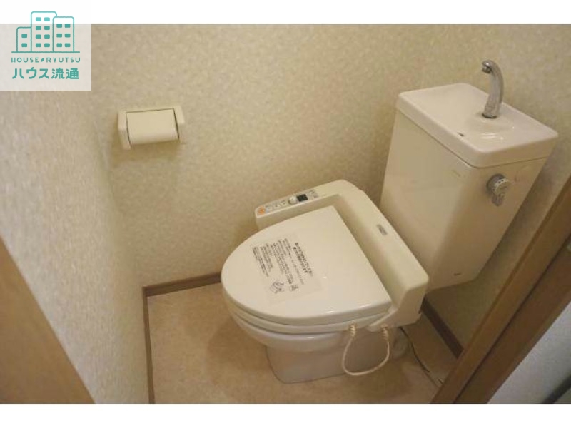 トイレ　※別号室のお部屋になります