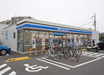 コンビニ　ローソン 昭島東町三丁目店（コンビニ）まで356m