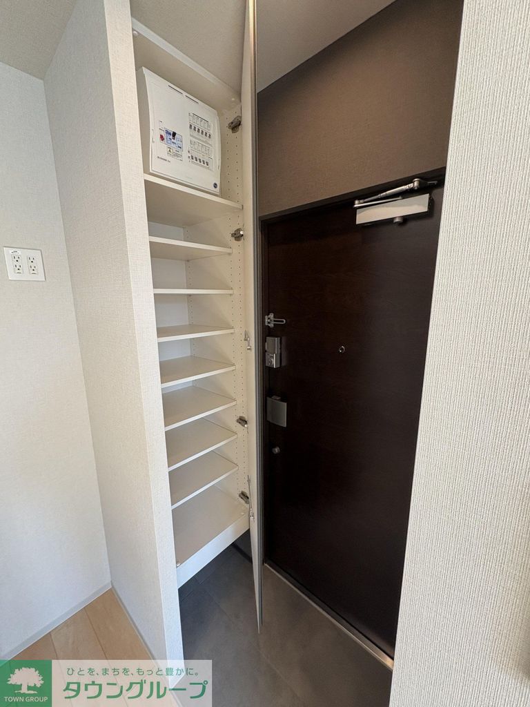 玄関　玄関