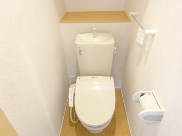 トイレ　トイレもきれいです