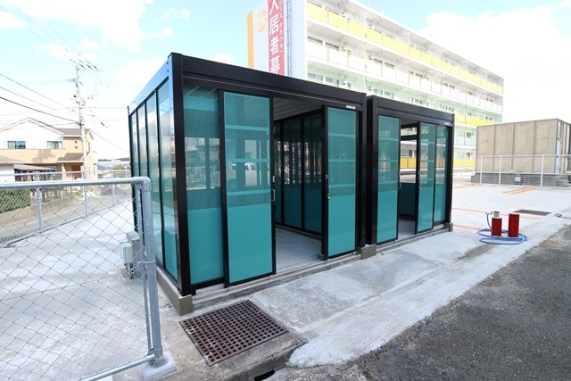 ロビー　建物の内部です