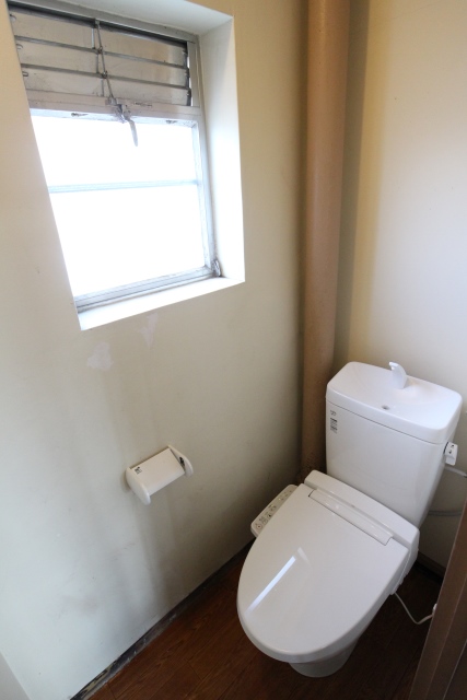 トイレ　ゆったりとした空間のトイレです