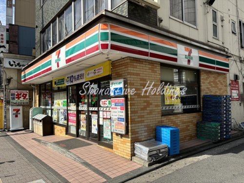 コンビニ　セブン-イレブン 横浜桜木町駅前店（コンビニ）まで699m