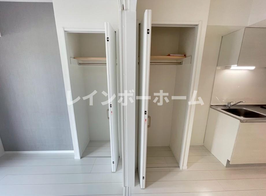収納　同建物。別部屋参考写真。