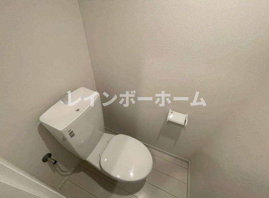 トイレ　同建物。別部屋参考写真。