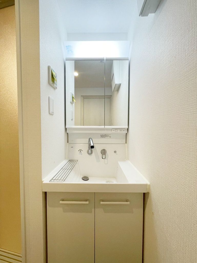 洗面設備　他のお部屋の参考写真です。
