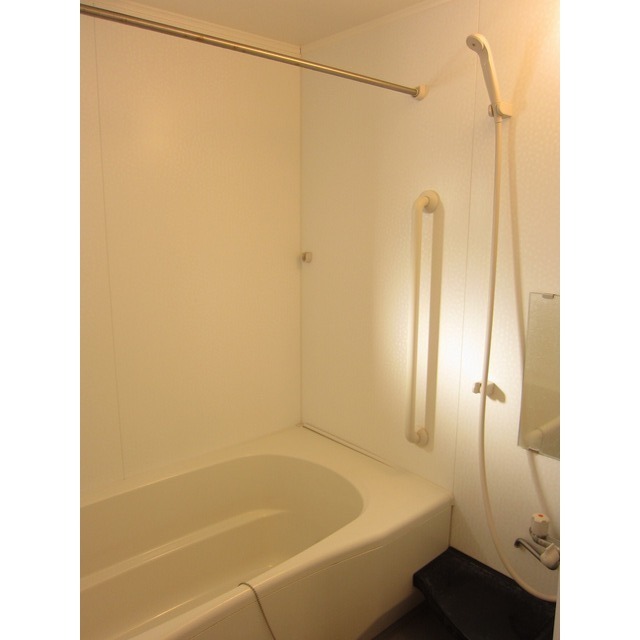 バス・シャワールーム　別の部屋の写真になります