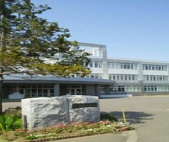 小学校　大曲東小学校（小学校）まで600m