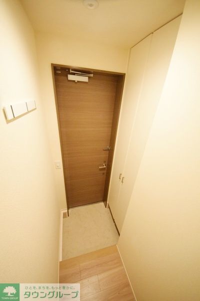 玄関　別物件参考写真